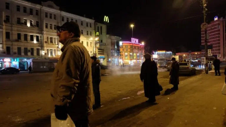 Анна Monkandmoss – Люди 14