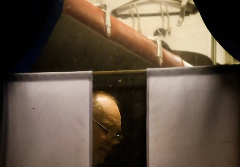 Янина Болдырева – Новый год в поездах 13