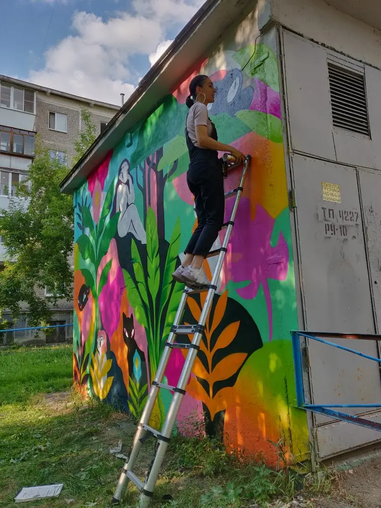 Антония Лев – Стены 38