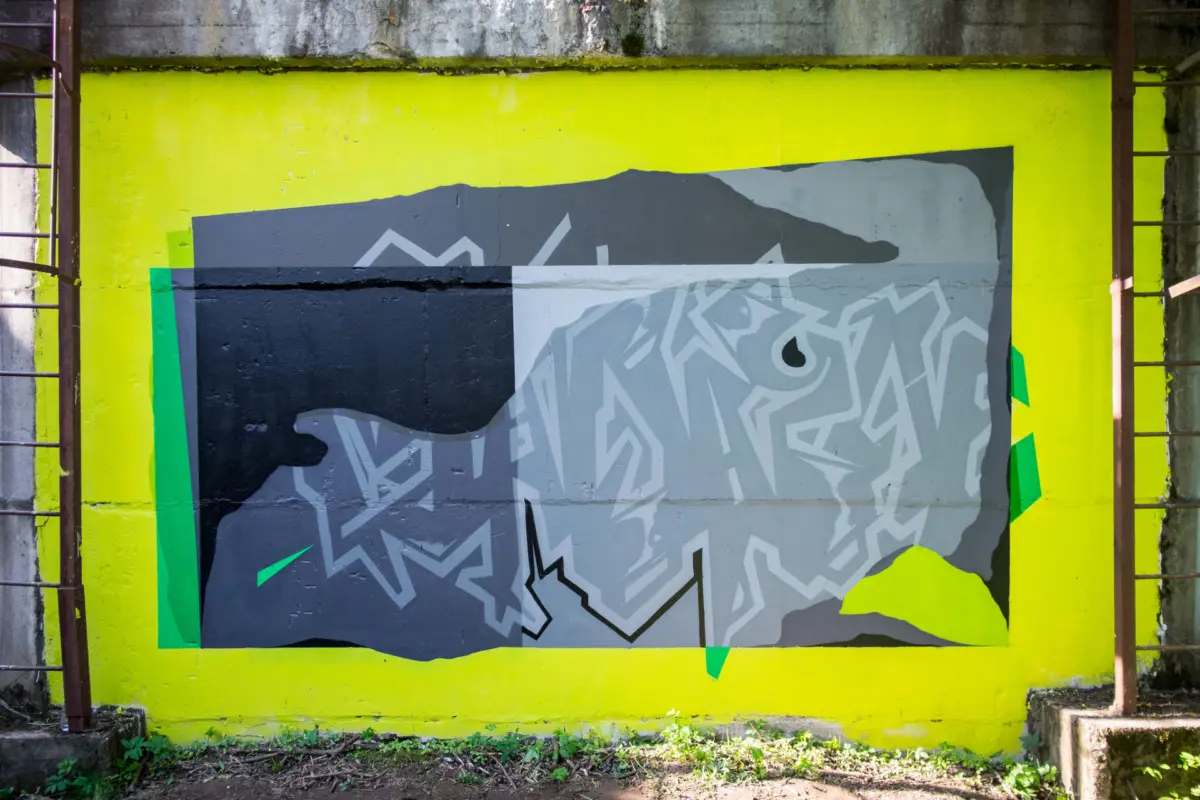 Саша Tomar – Стены 18