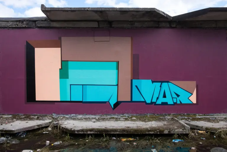 Саша Tomar – Стены 19